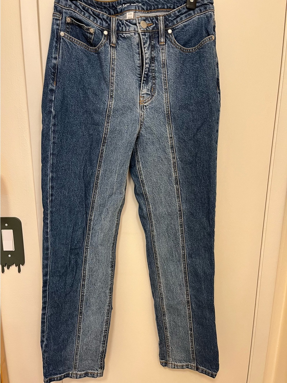 ON 34TH Straight Leg Two Tone Jeans in Faded Blue